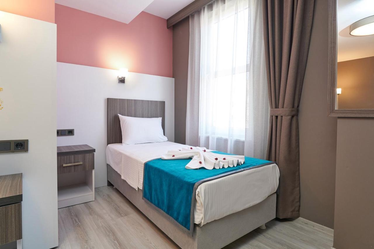 Renzo Istanbul Exterior foto